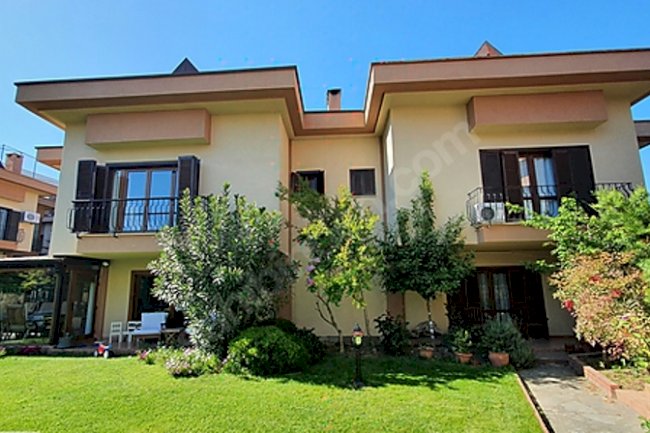 Üsküdar- Sadıkoğlu Atrium Villaları