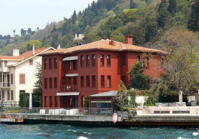 Tarihi Abdülgaafar Karacadağ Yalısı Petrol Kralı'nın oldu
