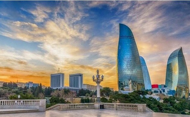 Emsalsiz yalı dairemize Bakü de alıcı arıyorum.